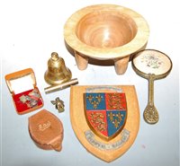 Lot 513 - A collection of miscellaneous items, to...