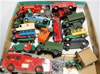 Lot 551 - A collection of loose and playworn diecast toy...