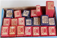 Lot 842 - 20 Hornby Dublo D1 and SD6 wagons, good...