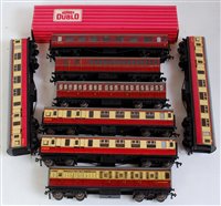 Lot 846 - 9 Hornby Dublo coaches boxed 4078 super detail...