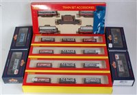 Lot 868 - Collection of mixed wagons and wagon sets by...