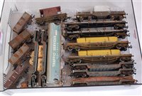 Lot 914 - 16 mixed make wagons including Nuclear Flask...