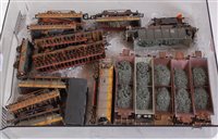 Lot 925 - 18 mixed make wagons loads added weathering...