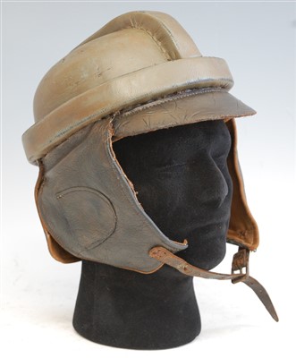 Lot 220 - A German Air Service flying helmet