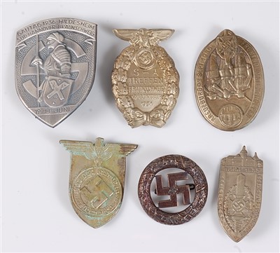 Lot 291 - A German Brunswick Rally badge