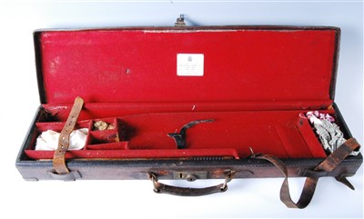 Lot 361 - A Geo.VI. brown leather and brass mounted shotgun case