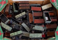Lot 708 - Tray of approx. 56 Hornby-Dublo wagons mainly...