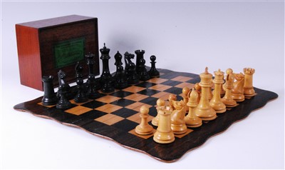 Lot 1341 - A 32 piece boxwood and ebony chess set, in...
