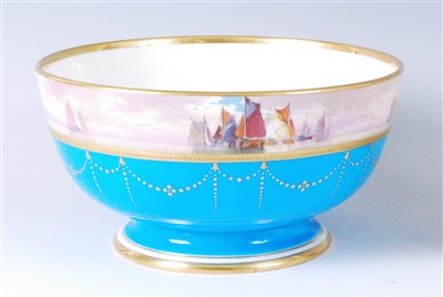 Lot 1059 - A Mintons porcelain footed bowl, the frieze...