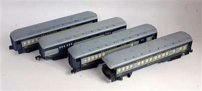 Lot 406 - Four Lionel illuminated 'Baltimore and Ohio'...