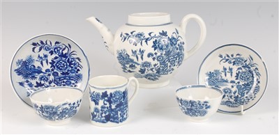 Lot 1064 - A Worcester porcelain bullet shaped teapot,...