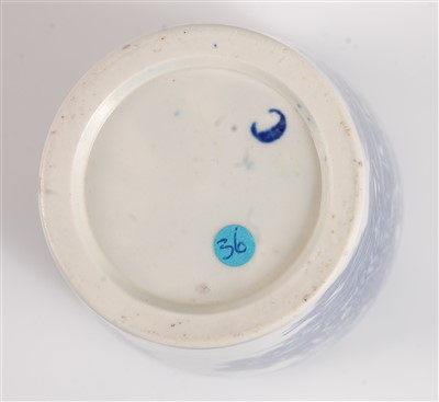 Lot 1075 - A Worcester porcelain tea canister and cover,...