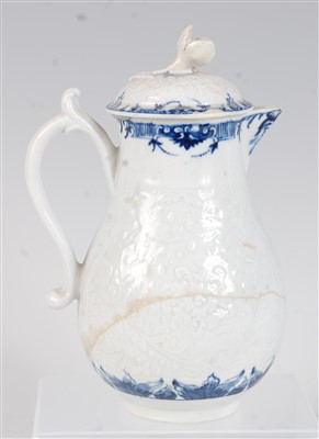 Lot 1077 - A Worcester porcelain Chrysanthemum pattern...