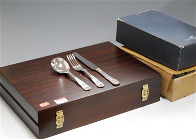 Lot 121 - A Viners 58 piece canteen of silver plated...