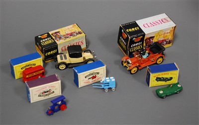 Lot 263 - A collection of six boxed diecast toy vehicles...