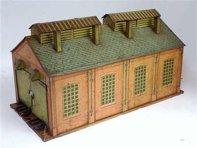 Lot 320 - Hornby 1928/33 No. 2 engine shed yellow/cream...