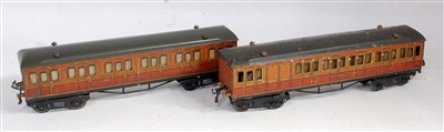 Lot 357 - Hornby 1926/39 2x Metropolitan coach C, 1st...