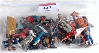 Lot 447 - Small plastic bag containing 24x non-Hornby...