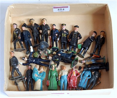 Lot 454 - Small box containing 23x assorted gauge 1...
