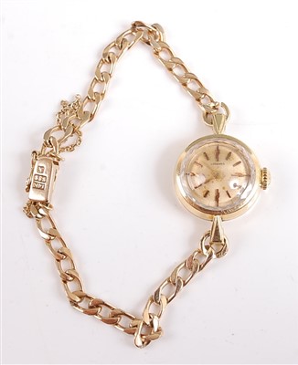 Lot 2505 - A 14ct yellow gold lady's manual wind...