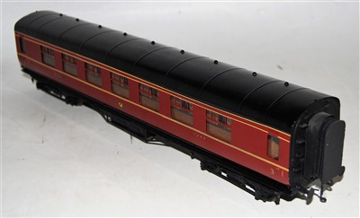 Lot 466 - Exley for Bassett-Lowke K5 maroon LMS corridor...