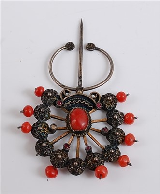 Lot 2508 - A fan shaped coral stick pin, with eleven...