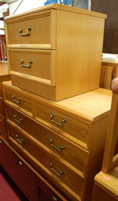 Lot 1195 - A contemporary light ash suite of bedroom...