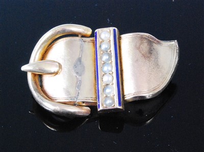 Lot 409 - A late Victorian yellow metal seed pearl and...