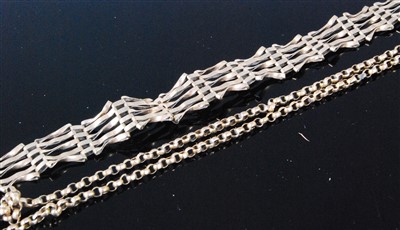 Lot 423 - A 9ct gold gatelink bracelet with padlock...