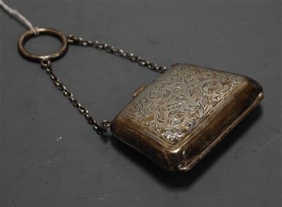 Lot 353 - A George V ladies silver purse having foliate...