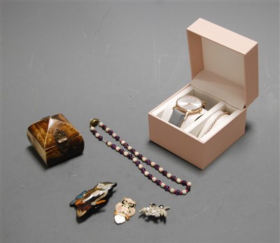 Lot 377 - A lady's Diamonique wristwatch, having a...
