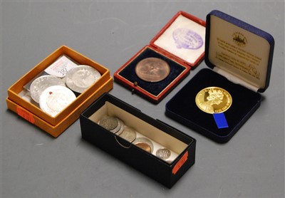 Lot 382 - A Horatio Viscount Nelseon copper medal, to...