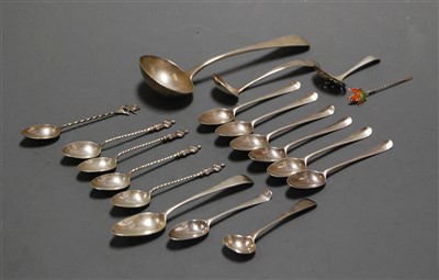 Lot 371 - A Victorian silver sauce ladle in the rattail...