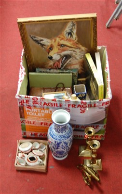 Lot 628 - A box of miscellaneous items to include pair...