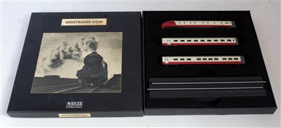 Lot 88 - Four limited edition Minitrains scale 1/220,...