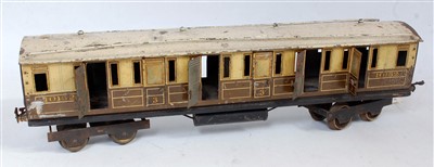Lot 261 - 1927-35 Bowman coach GWR No. 10152 brown and...