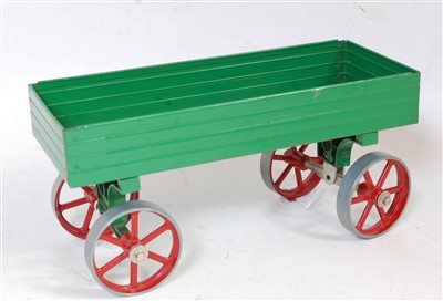 Lot 135 - Three various loose Mamod live steam traction...