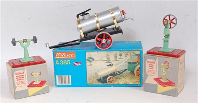 Lot 138 - Five various boxed steam related miniatures...