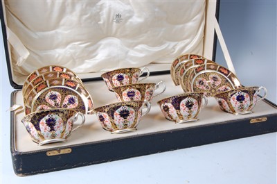 Lot 1028 - A cased set of six Royal Crown Derby teacups...