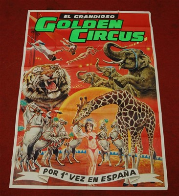 Lot 367 - A mid/late 20th century promotional poster for El Grandioso Golden Circus, inscribed 'POR 1A VEZ EN ESPANA', 140 x 100cm