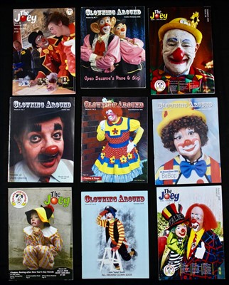 Lot 32 - Clown magazines (17)