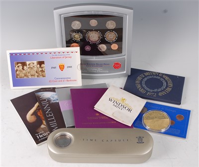 Lot 2256 - Great Britain, a collection of proof coins and medallions to include
