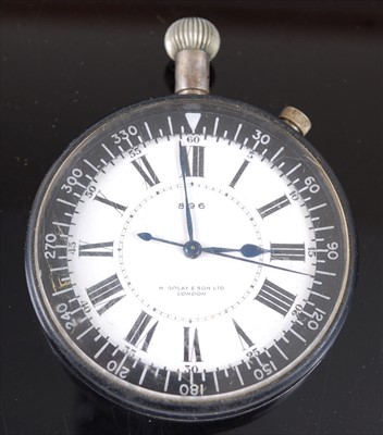 Lot 318 - A Royal Naval Fleet Air Arm issue chrome cased deck watch