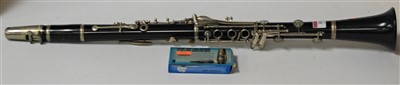 Lot 102 - A Boosey & Hawkes clarinet