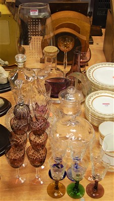 Lot 149 - A collection of miscellaneous glassware to...