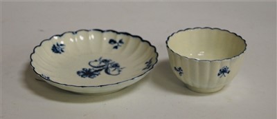 Lot 208 - An 18th century Worcester blue & white tea...