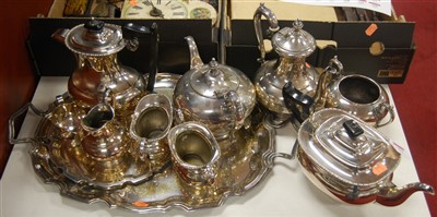 Lot 271 - A collection of miscellaneous silver plated...