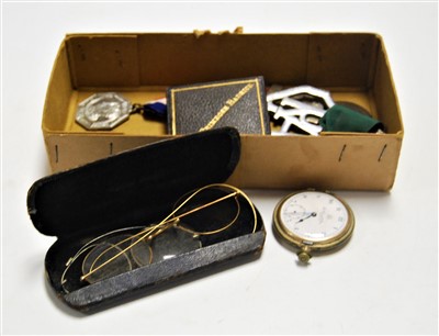 Lot 295 - A small collection of miscellaneous items, to...