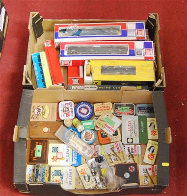 Lot 481 - Three boxes of boxed 00 gauge locomotives to...