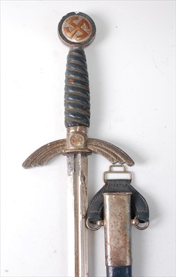 Lot 371 - A German Third Reich 1st pattern Luftwaffe short sword